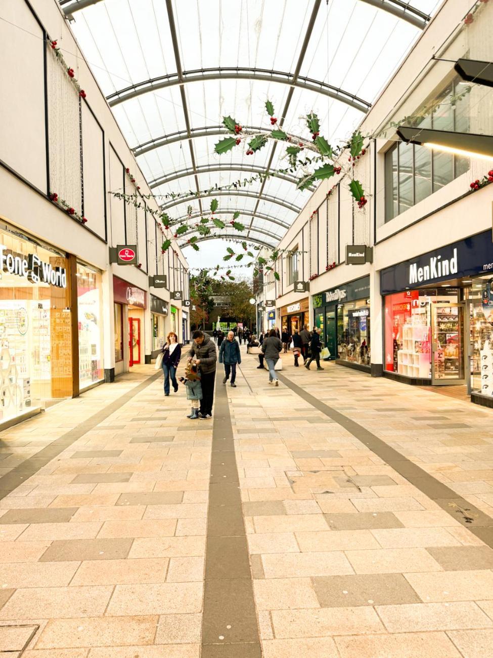City Centre Apartment Close To Ascot & Legoland Sleep Upto 4 Guests - Parking On Request! Bracknell Dış mekan fotoğraf